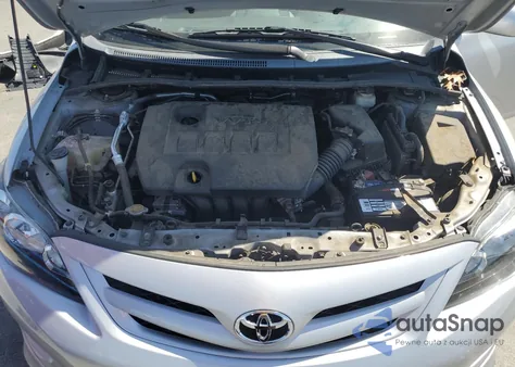2013 Toyota Corolla Base z USA, uszkodzony, nr VIN 2T1BU4EE7DC985952